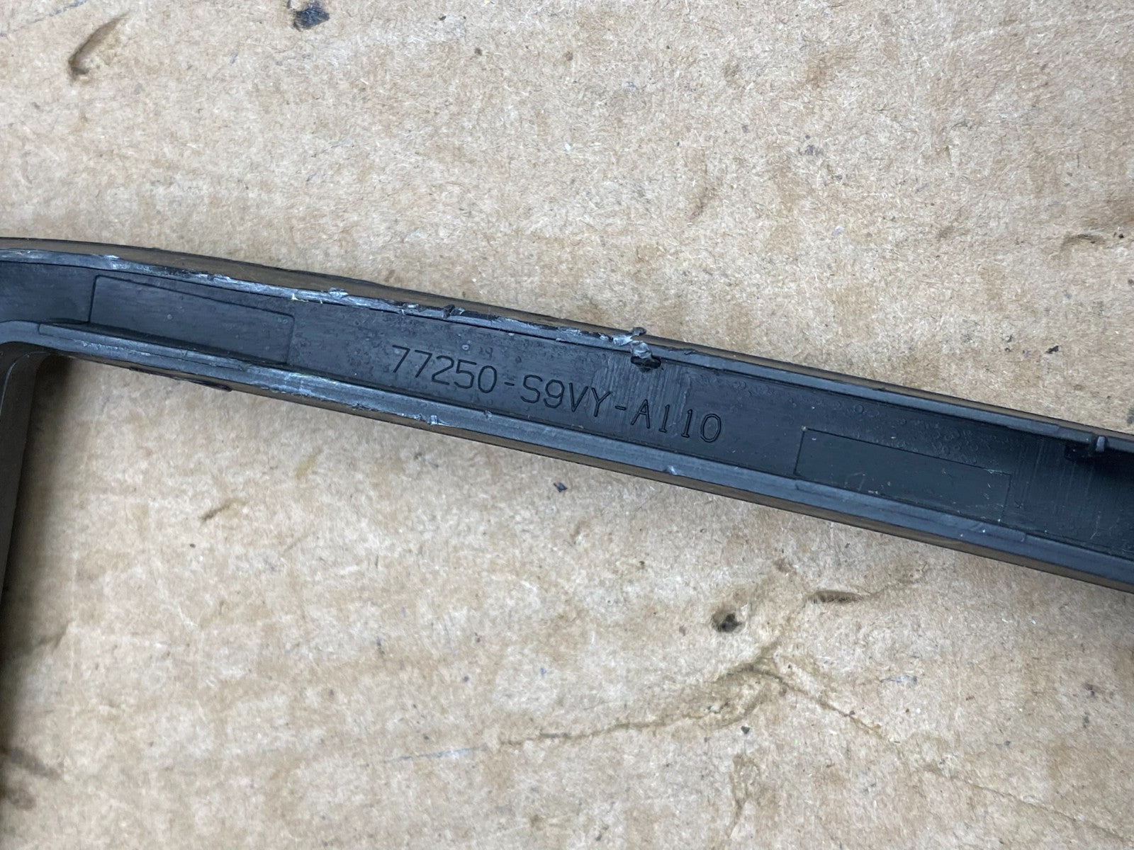 2003-2005 Honda Pilot Center Dash Radio Screen Display Trim Bezel z0130 DG5