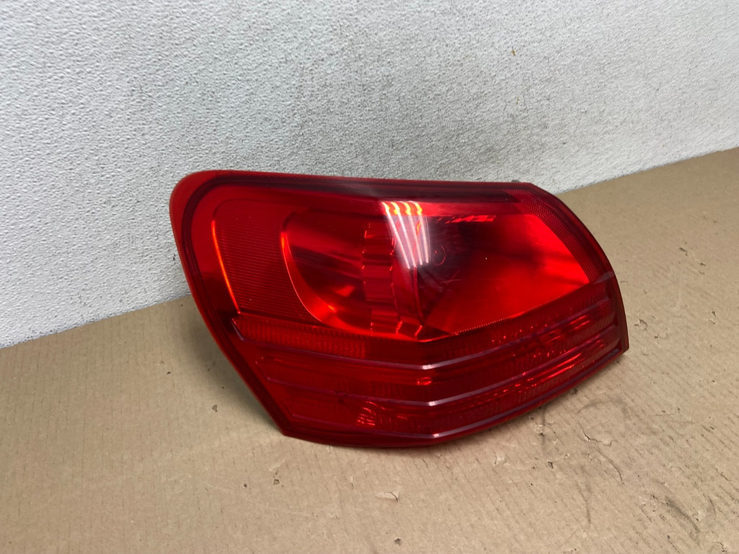 2008 to 2015 Nissan Rogue Left Driver Lh Side Tail Light AG5904 DW2