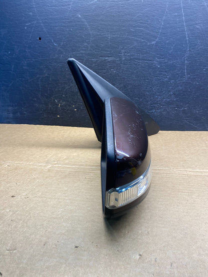 2011 to 2015 Kia Sorento Right Passenger Door Mirror Turn Signal af7882 DG10