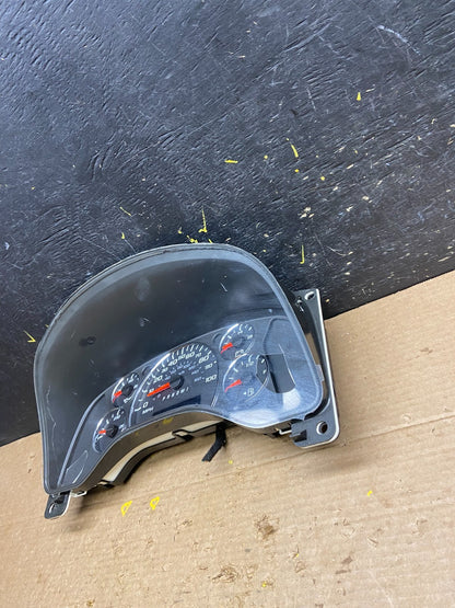 2010 - 2012 Chevrolet Express 2500 3500 Speedometer Cluster Gauge OEM W3361 DG4