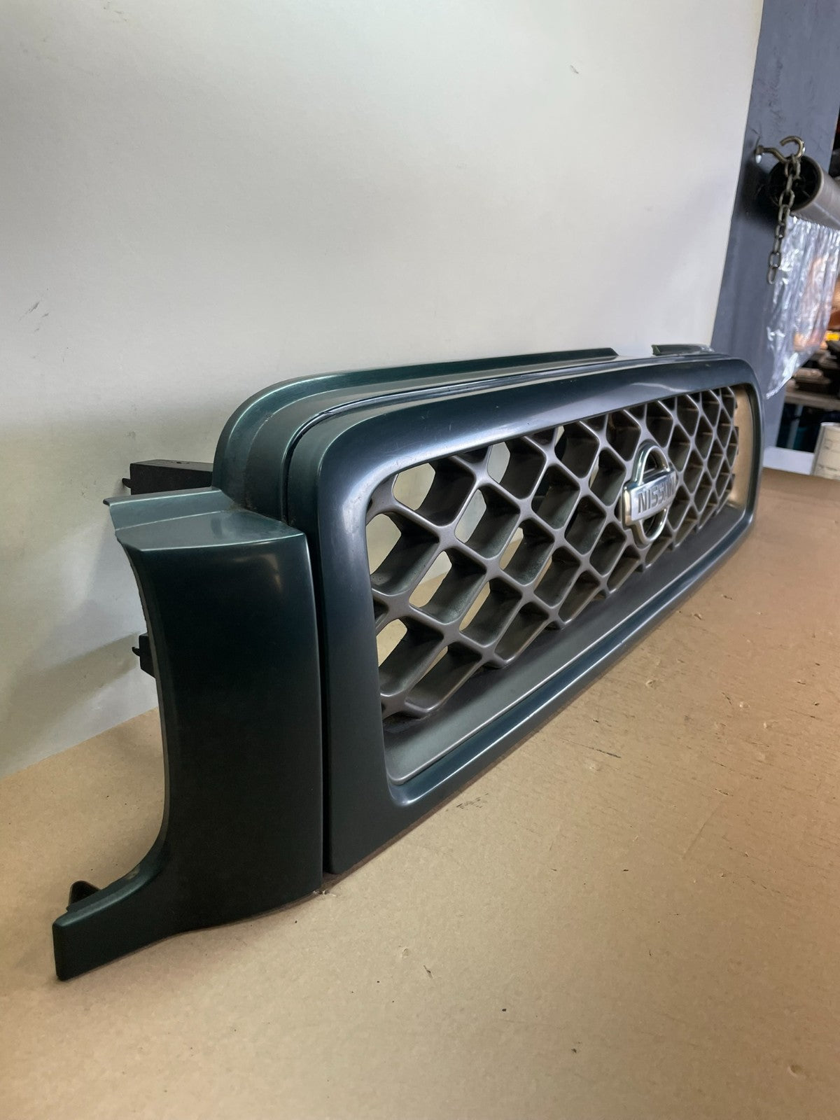 1999 2000 2001 Nissan Pathfinder Front Upper Grill Grille AI4210 DG2