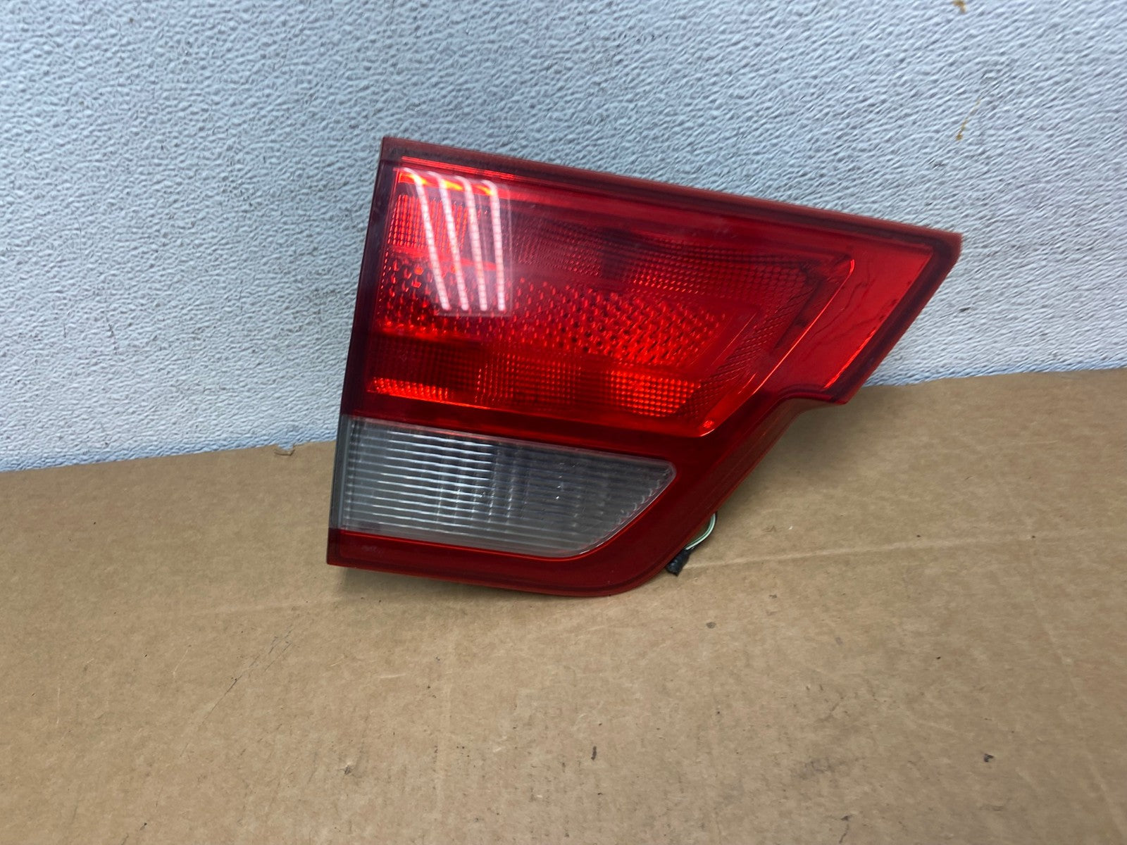 2011-2013 Jeep Grand Cherokee Left Driver Side Lh Inner Tail Light AD5398 LK0