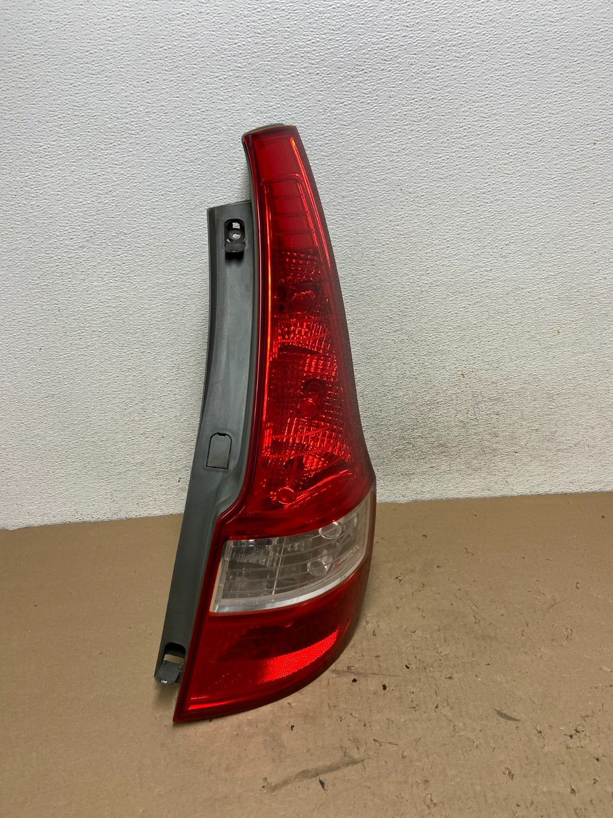 2009-2012 Hyundai Elantra Touring Wagon Right Passenger Tail Light AG4181 DG2