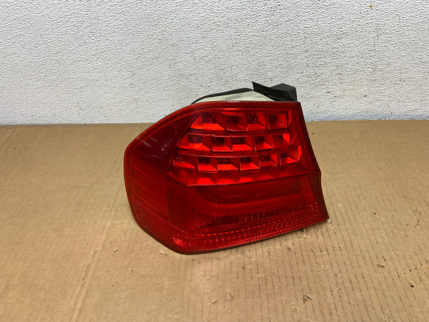 2009 2010 BMW 323i 325i 328i 335i 3 Series Left Driver Tail Light AD0811 LK0