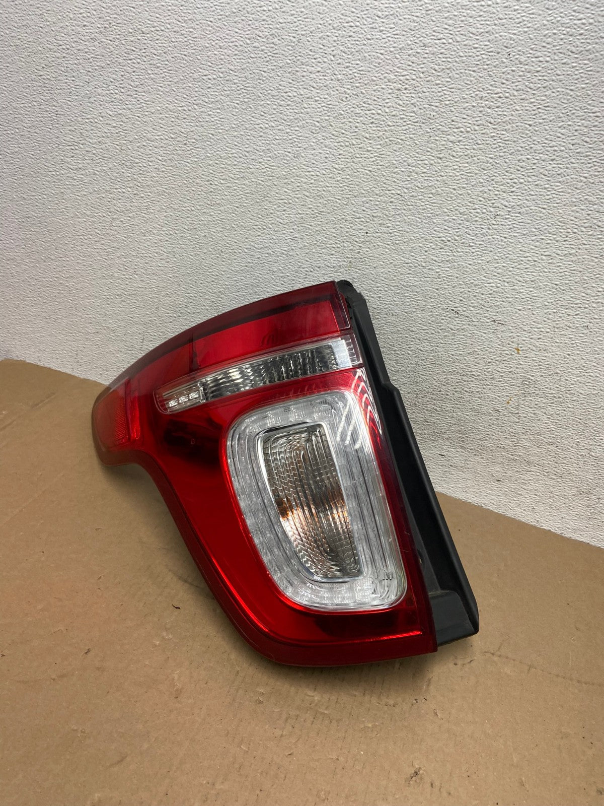 2011 2012 2013 2014 2015 Ford Explorer Left Driver LH Side Tail light AD6456 LK0