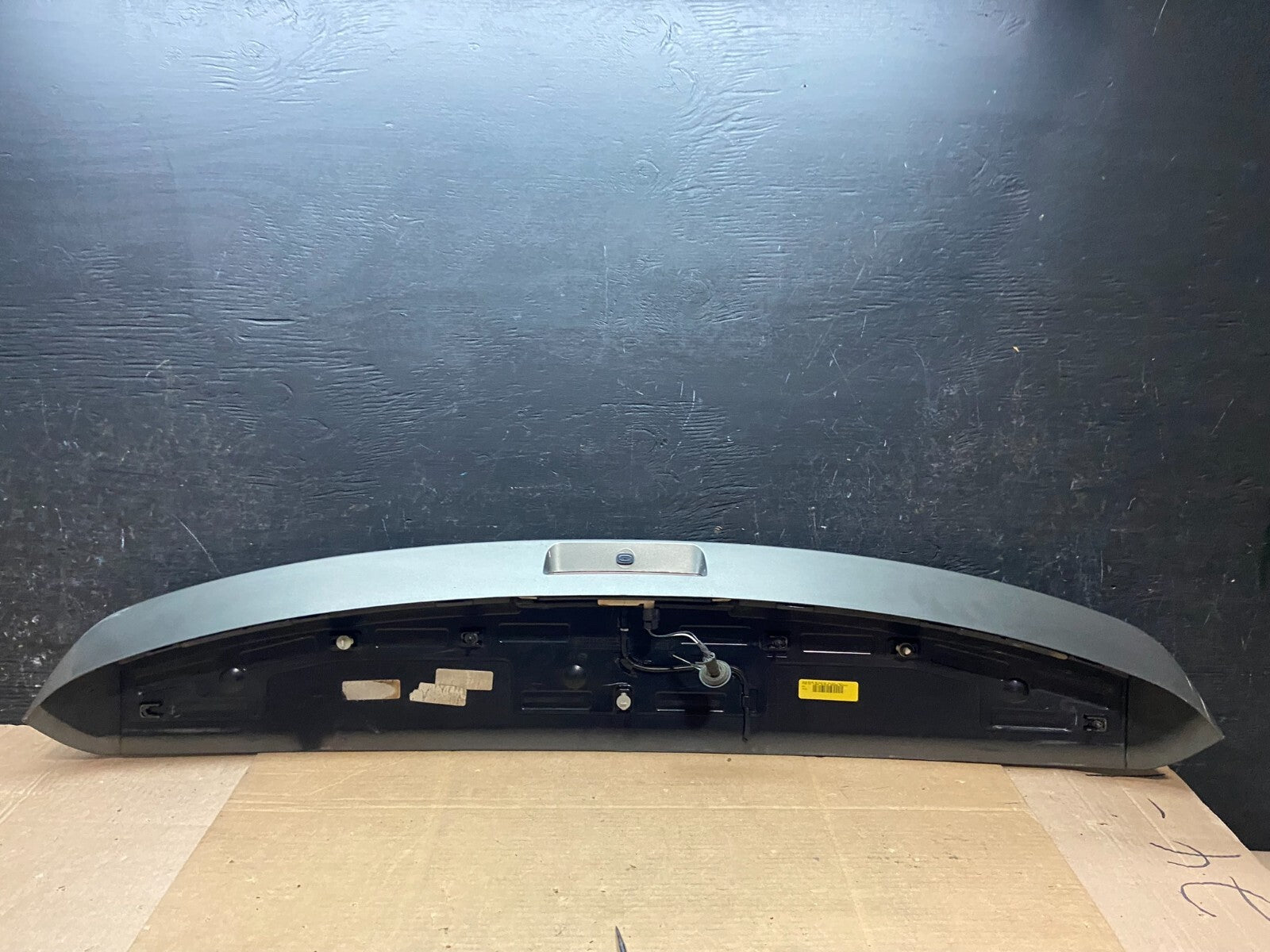 2009 to 2014 Volkswagen Routan Rear Spoiler OEM i2874 OEM DG16