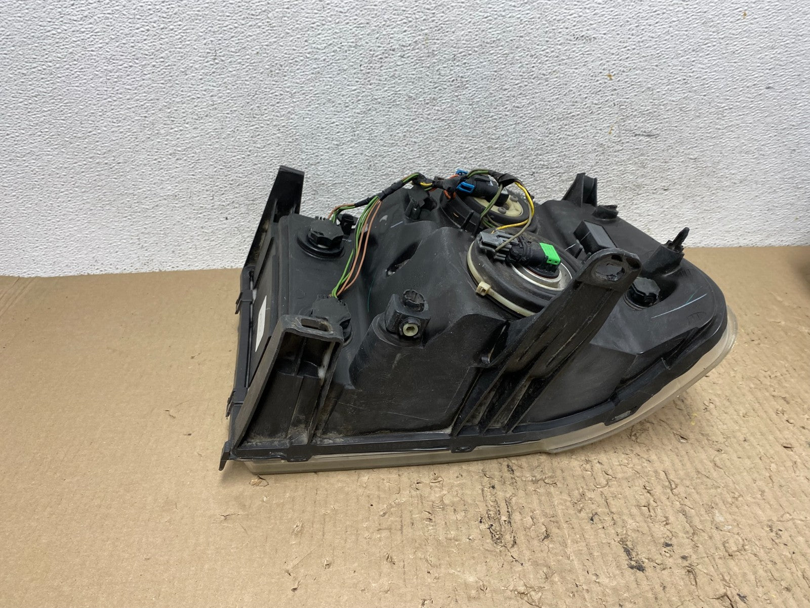 2007 - 2014 GMC Sierra Left Driver LH Side Halogen Headlight AF7249 DW8