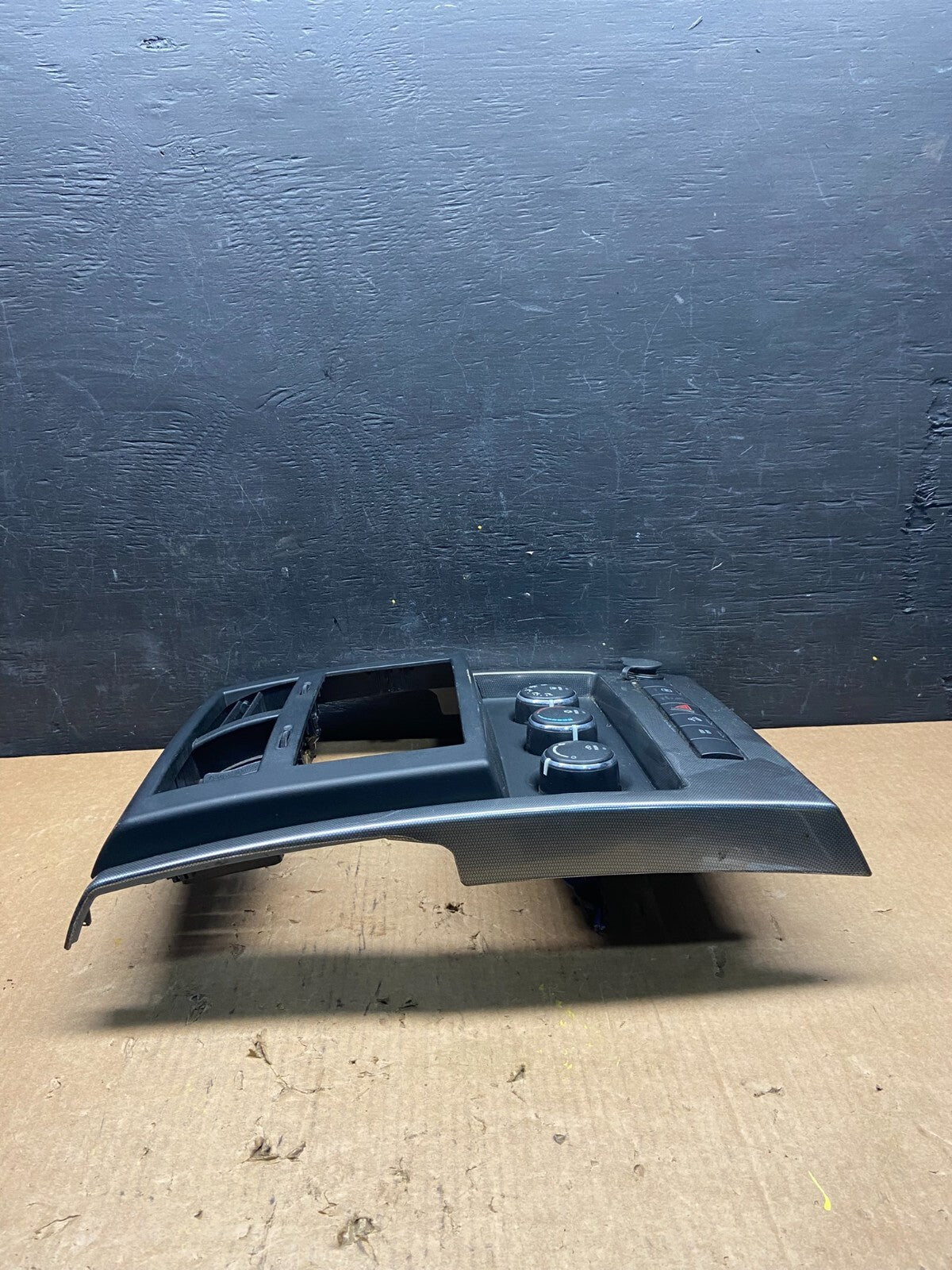 2008 to 2012 Jeep Liberty Dash Climate Temperature Control Radio Bezel H19534