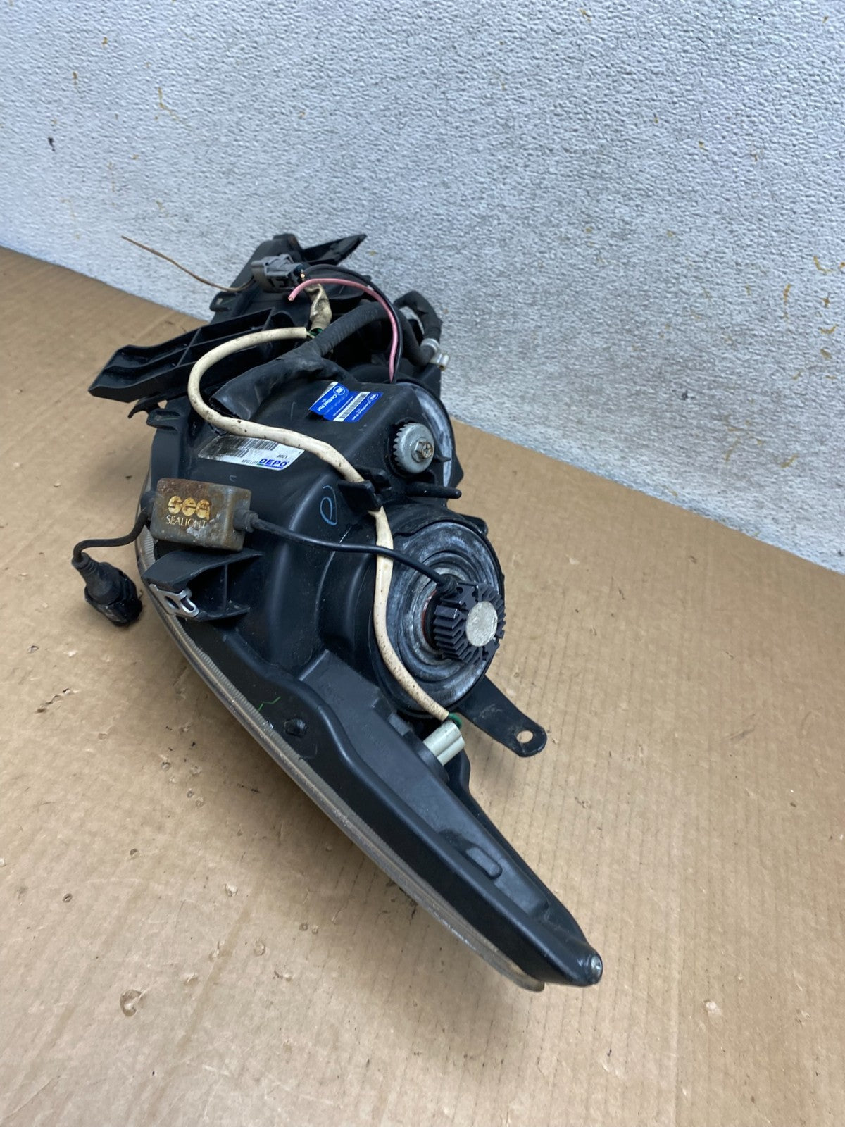 2008 2009 2010 Scion Tc Right Passenger RH Side Halogen Headlight AI8810 DW8