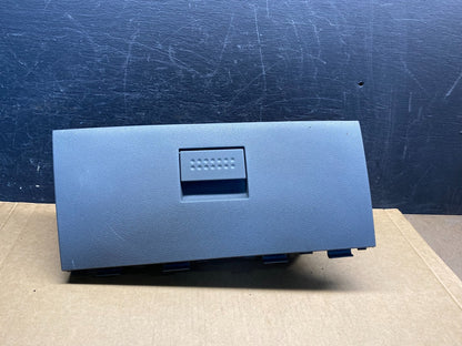2004 to 2009 Dodge Durango Right Passenger RH Glove Box Compartment AH7075 DG0