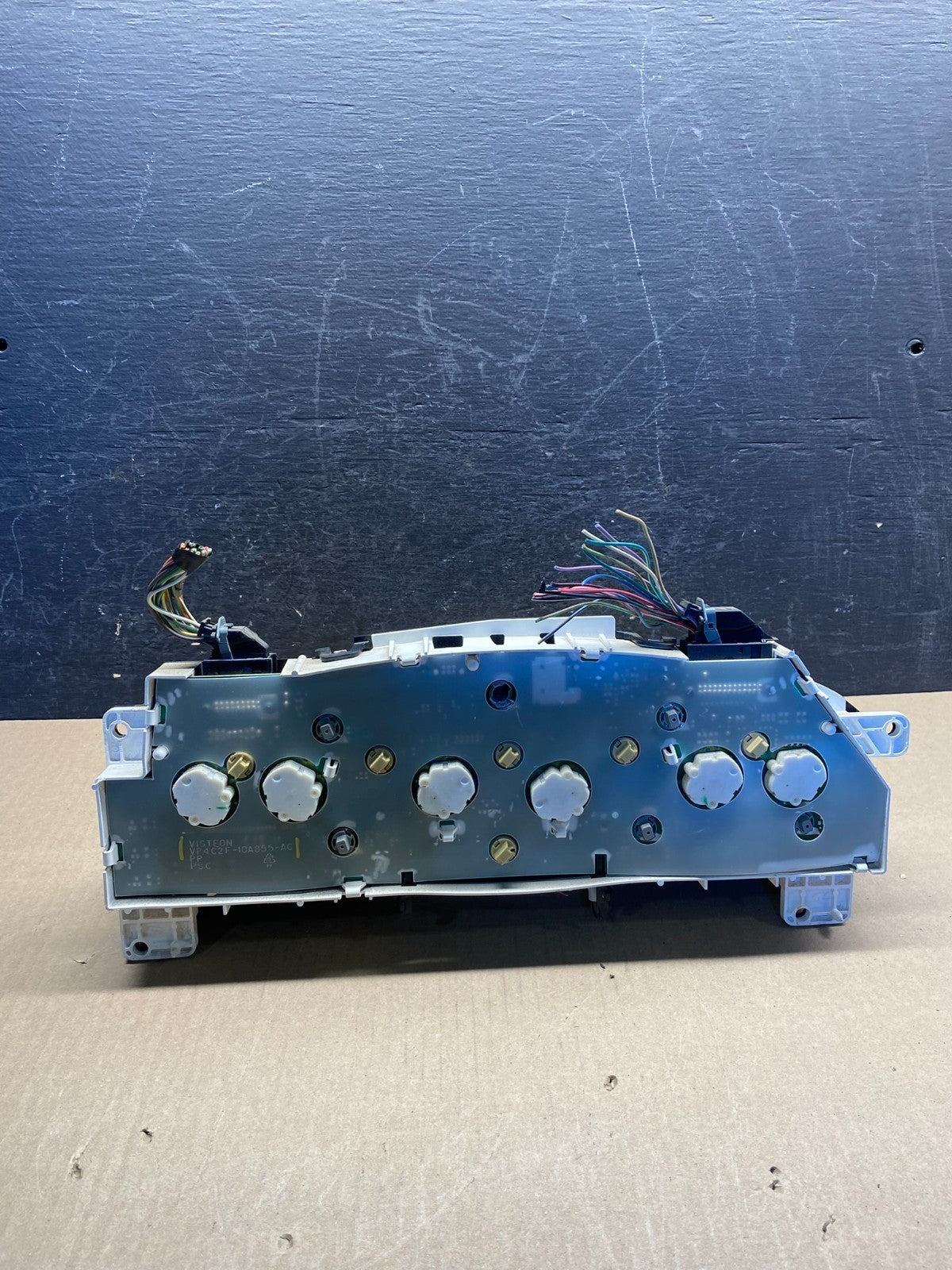 2004 to 2005 Nissan Titan Speedometer Cluster Gauge Bezel ag7459 DG3