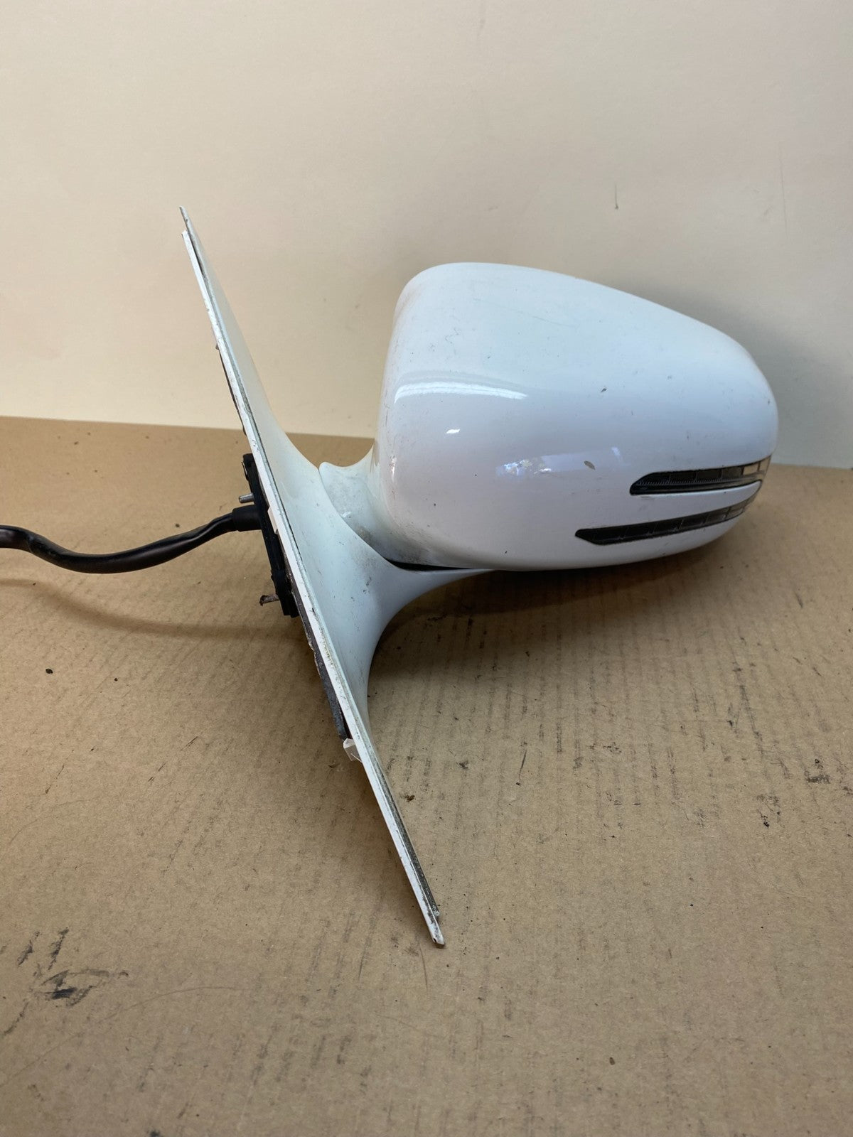 2009 to 2011 Mercedes CLS550 Left Driver Side View Door Mirror AI4046 PS2