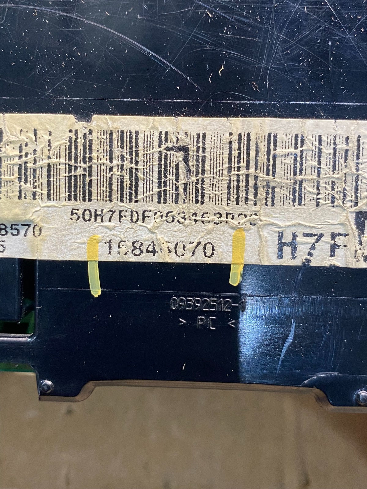 2004 to 2007 Chevrolet Express Speedometer Cluster Gauge AE7587 DG5