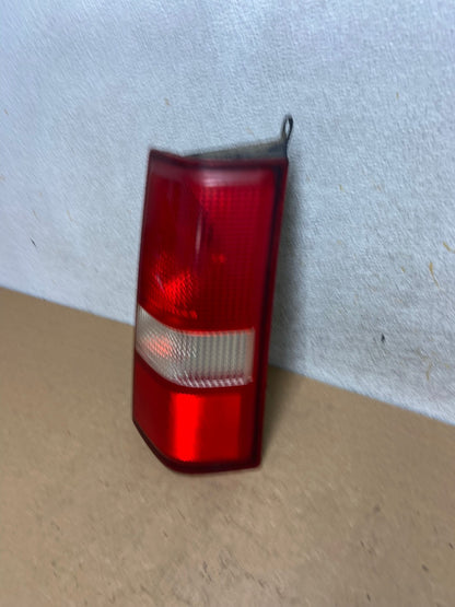 2003 2017 Chevrolet Express 1500 2500 3500 Right Passenger Tail Light AI3354 LK1