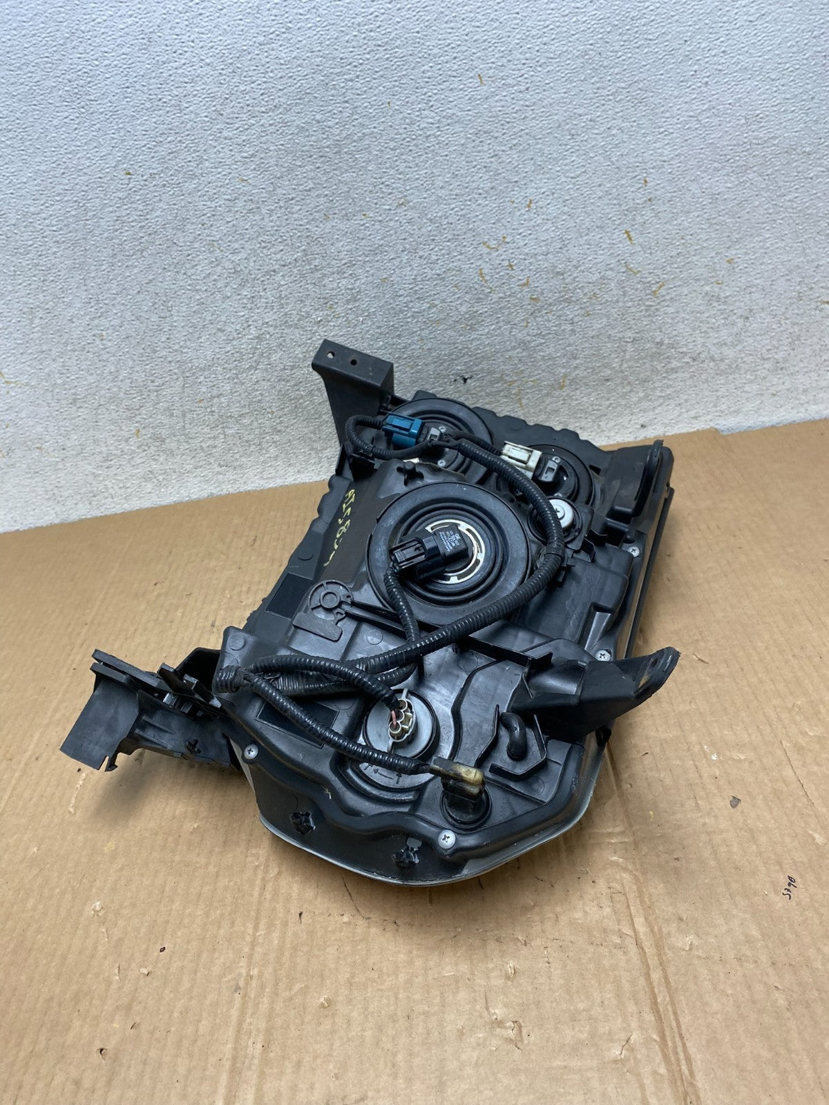 2009 2010 2011 Honda Pilot Right Passenger RH Halogen Headlight AI5854 DW6