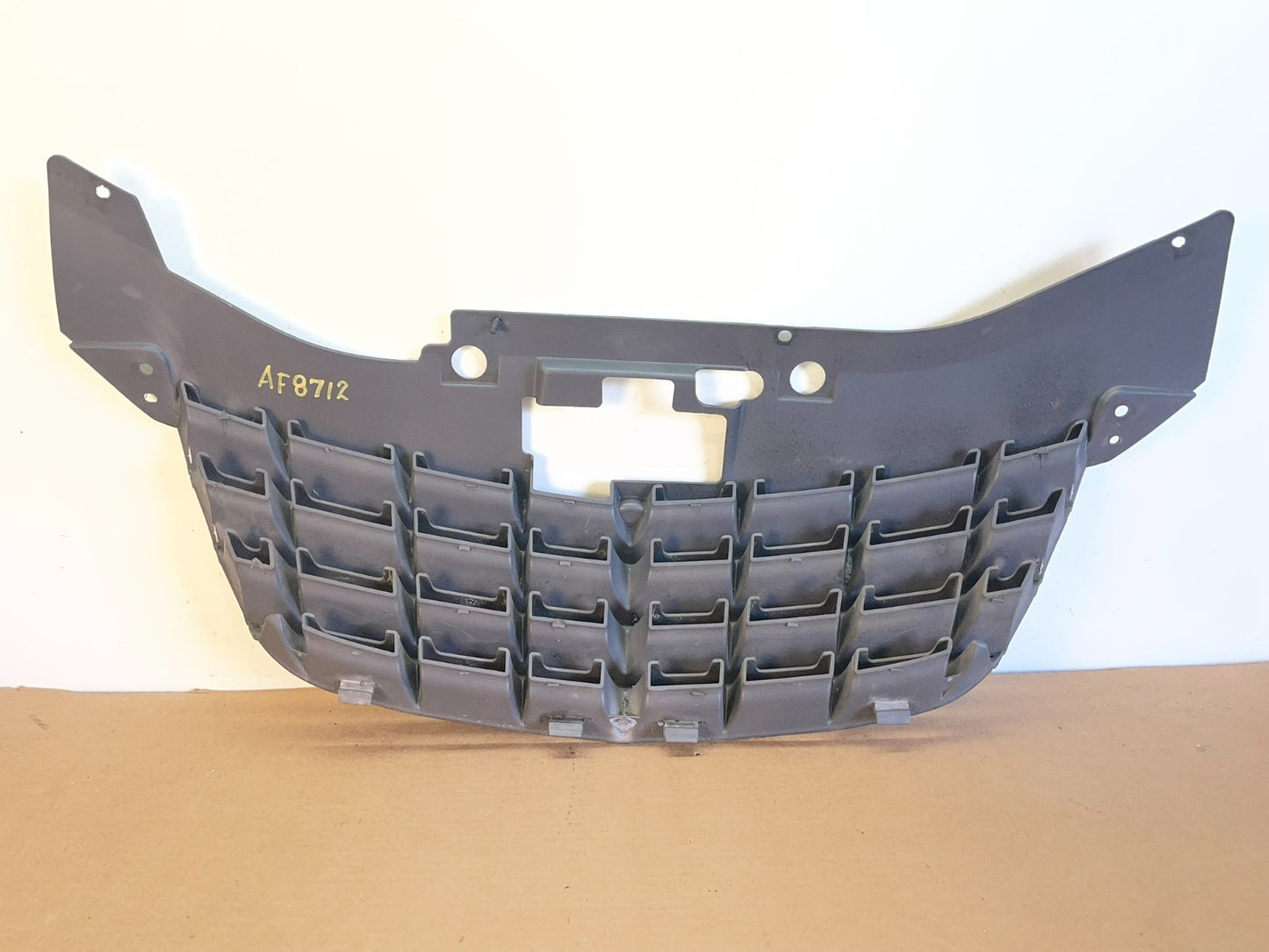 2007 to 2010 Chrysler Sebring Front Upper Grille Grill 0YW36TRMAC af8712 DG3