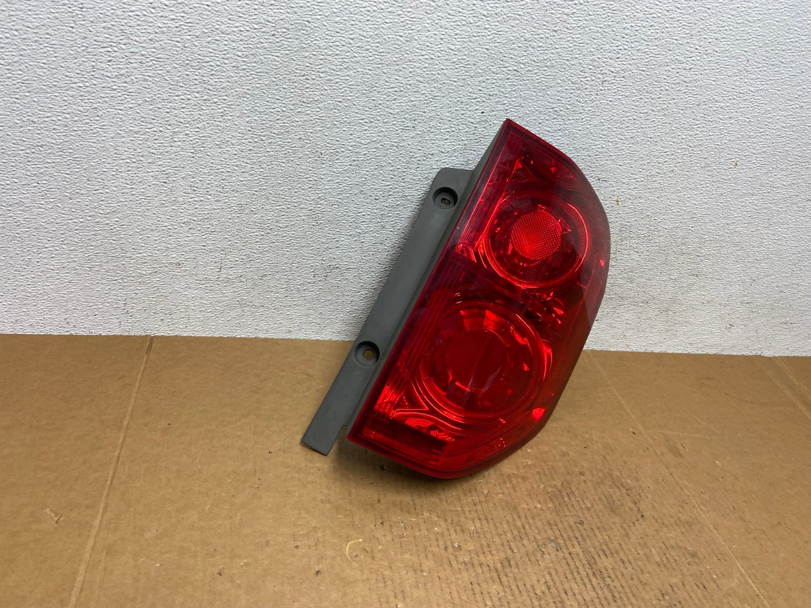 2003 2004 2005 Honda Pilot Right Passenger RH Side Tail Light AD9299 LK2