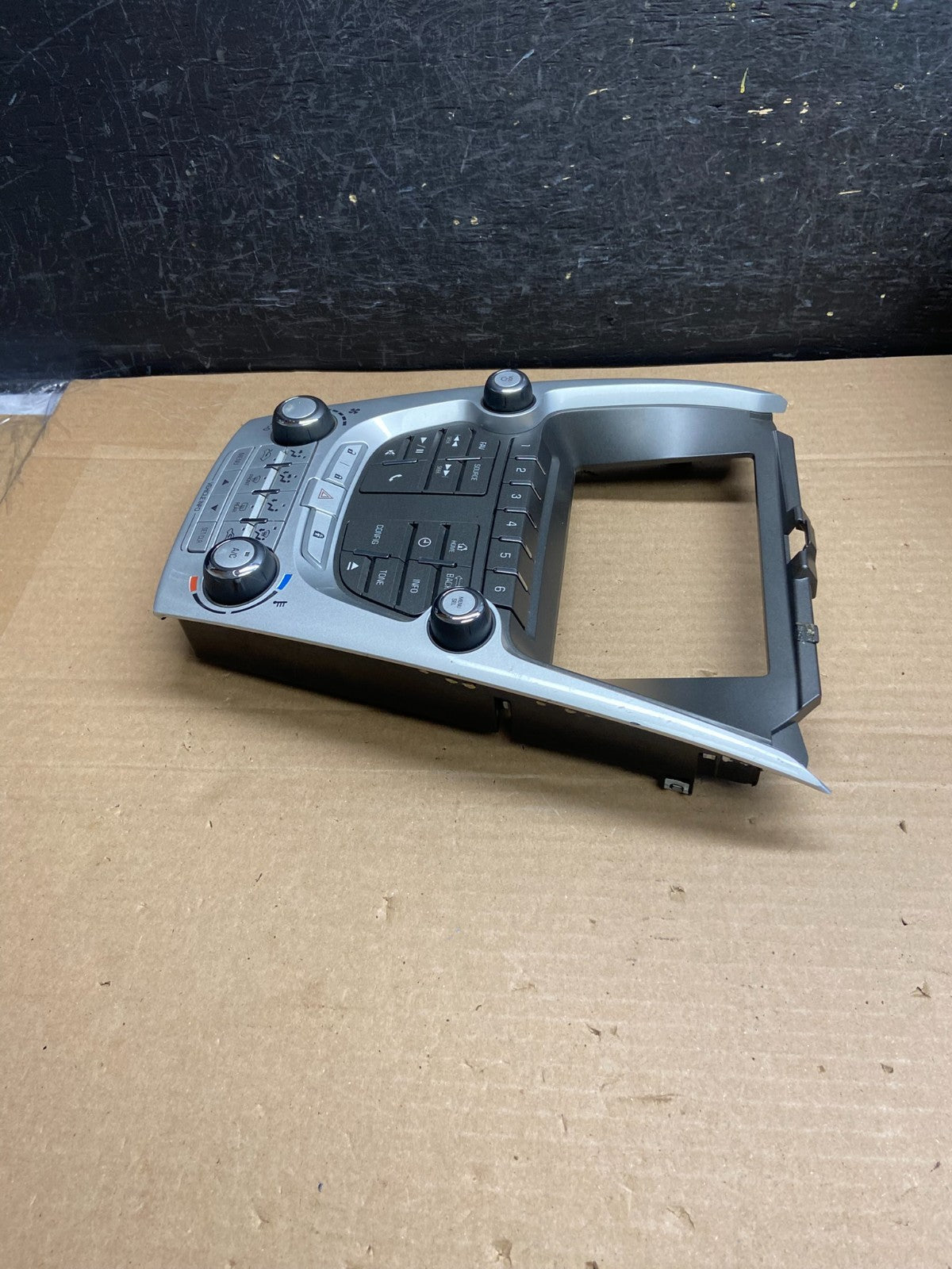 2012-2015 Chevy Equinox Terrain Radio Face Climate Control Panel Bezel ag5109 DG3