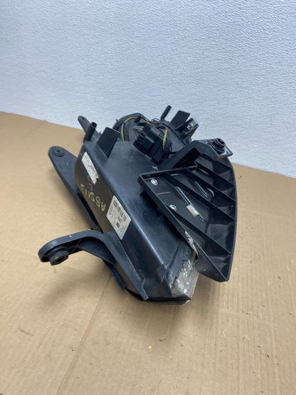 2007 to 2010 Saturn Outlook Right Passenger RH Halogen Headlight OEM AB8113 DW8