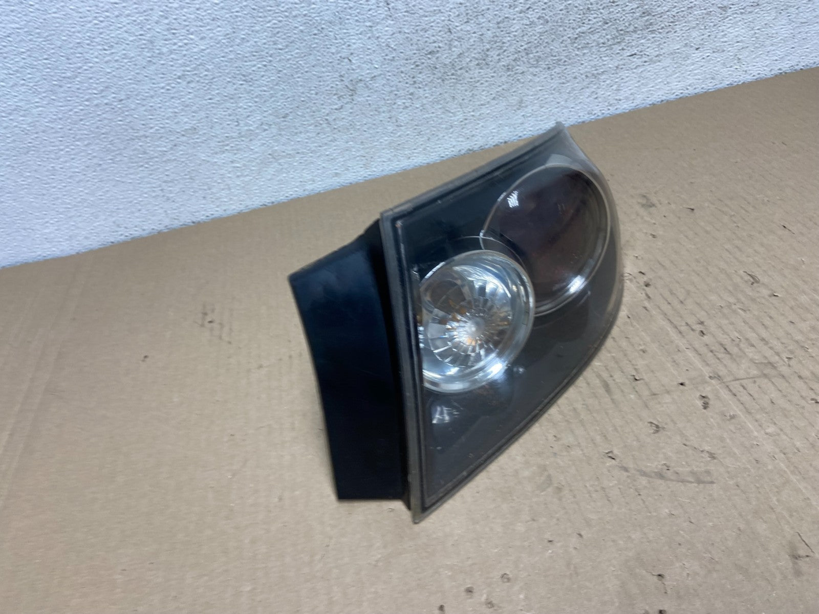2007 2008 2009 Mazda 3 Sedan Right Passenger RH Side Tail Light AE9550 DW2