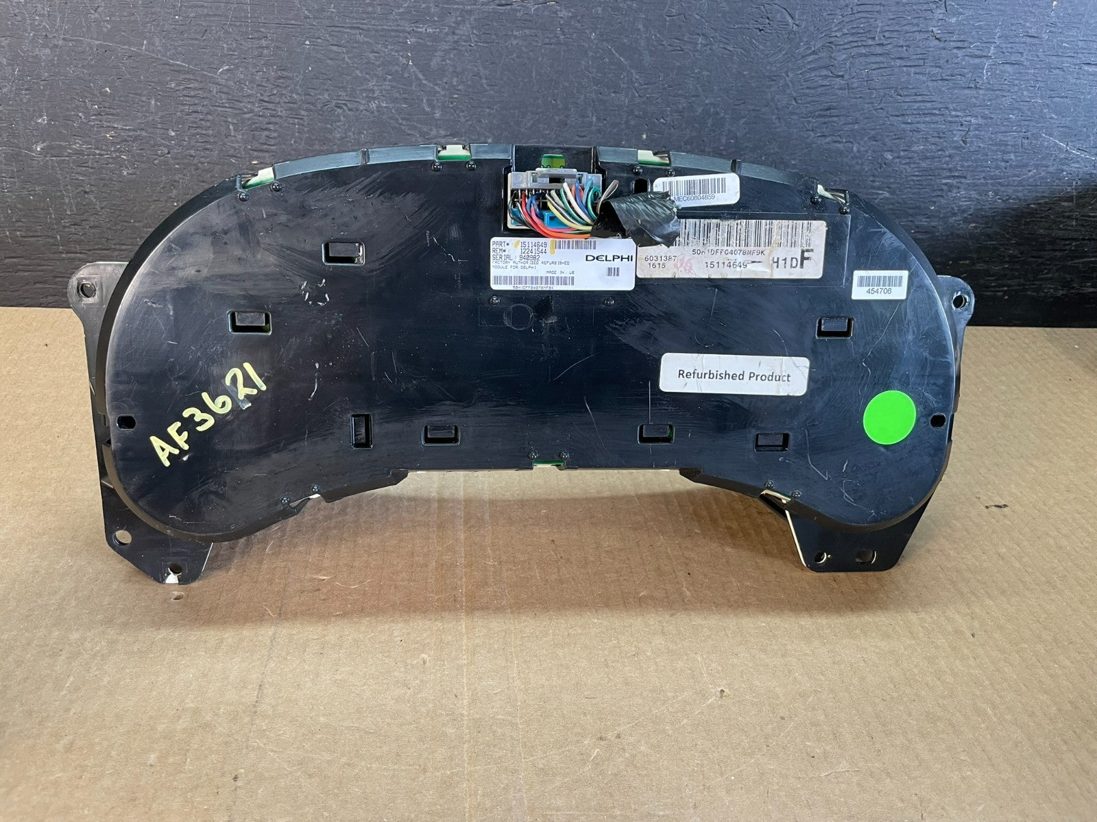 2003 to 2006 Chevrolet Silverado Speedometer Instrument Cluster AF3621 DG7