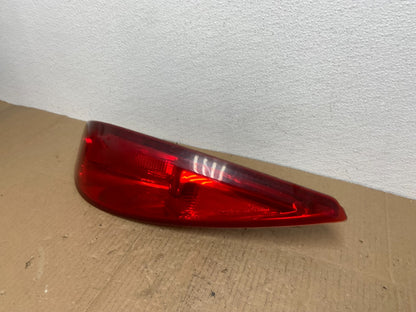 2006 - 2009 Pontiac G6 Coupe Right Passenger RH Side Tail Light OEM AB8239 DW1