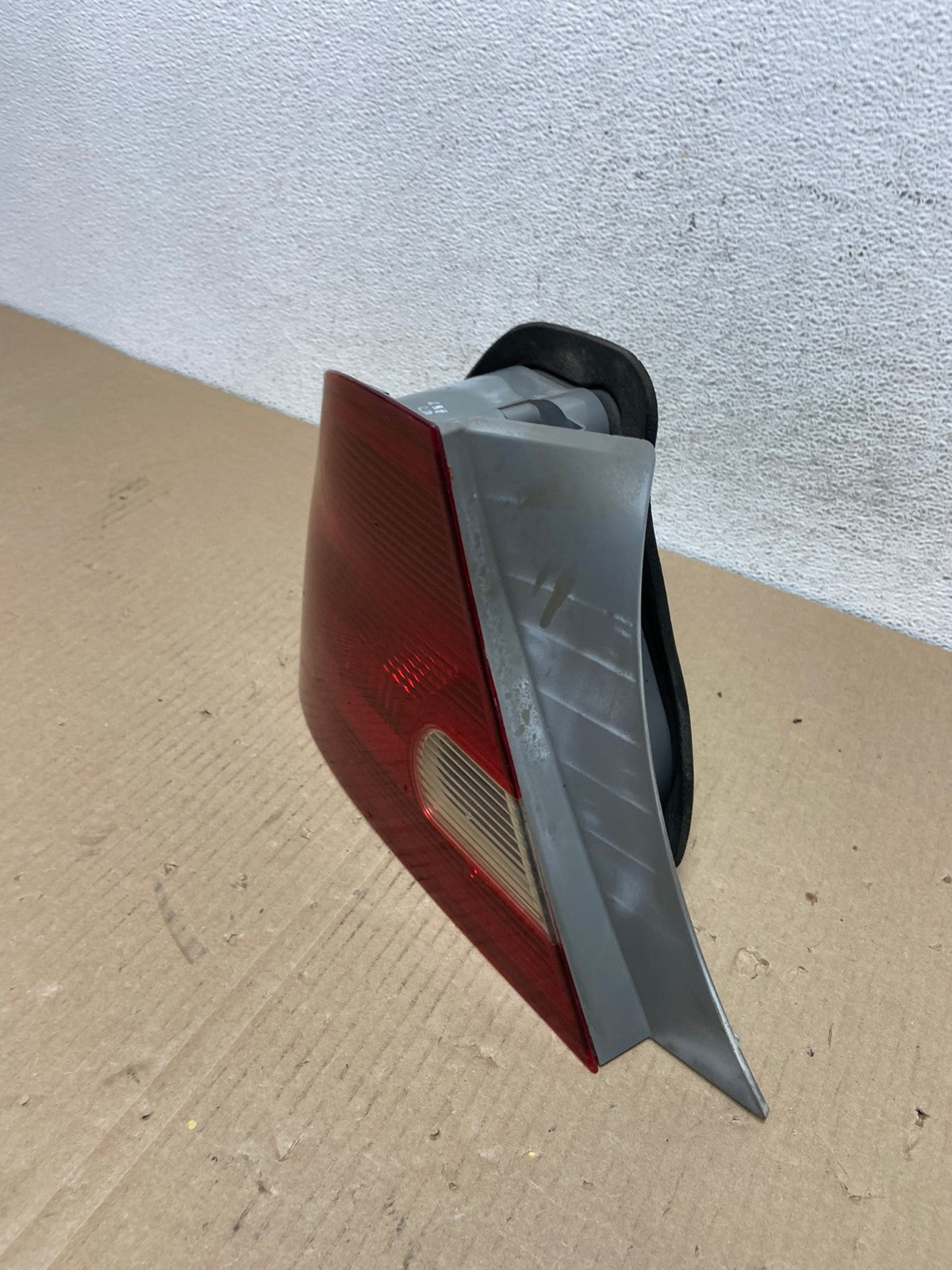 2001 to 2003 Honda Civic Coupe Left Driver Side Lh Tail Light AE9511 LK1