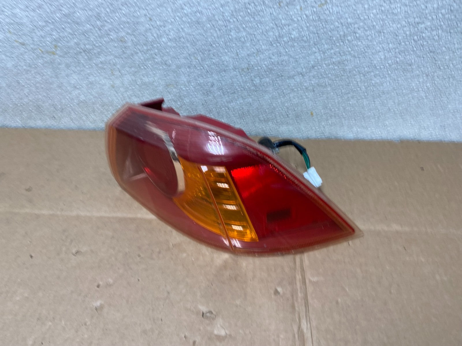 2008-2015 Mitsubishi Lancer Right Passenger Rh Tail Light Red OEM Y8529 DW1
