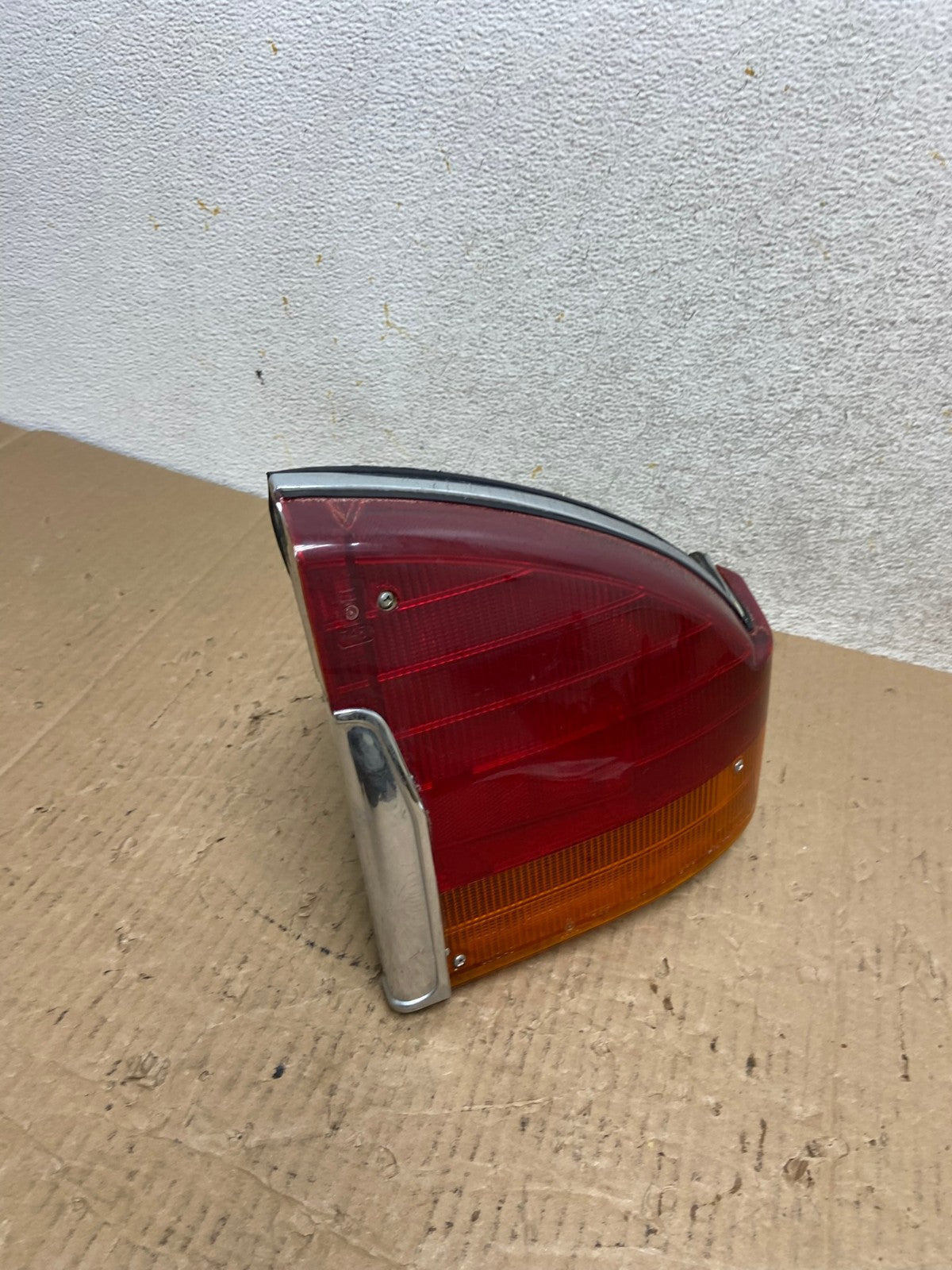 1986 to 1991 Jaguar Xjs Right Passenger RH Tail Lights AI1356 LK2
