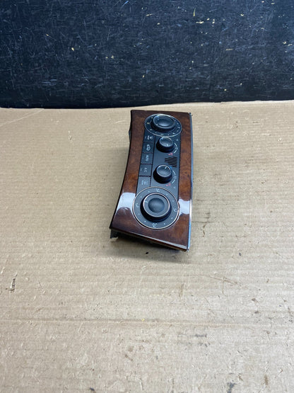 2005-2009 Mercedes W203 C230 C240 A/C Heater Climate Control Trim AH3519 DG2