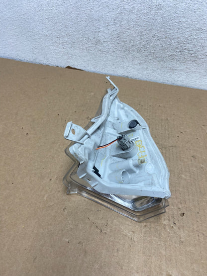 2013 - 2017 Nissan Leaf Right Front Passenger Side Turn Signal Marker AF7363 DG5
