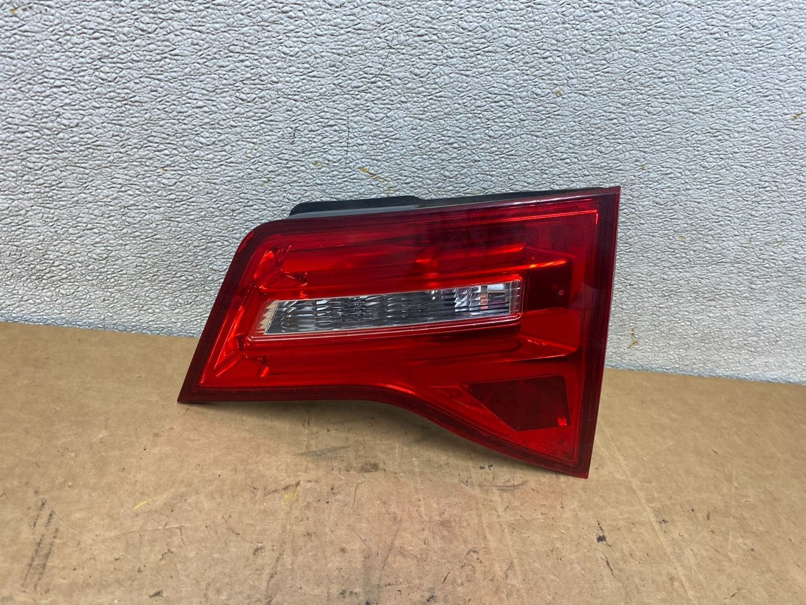 2007 2008 2009 Acura Mdx Right Passenger Rh Side Inner Tail Light T3199 DG0