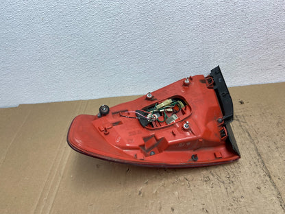 2005 to 2006 Infiniti G35 Left Driver Lh Side Tail Light AC7420 DW6
