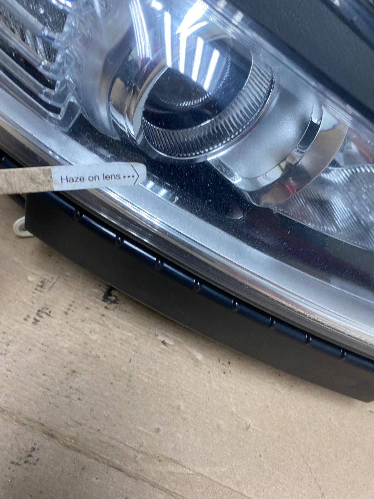 2013 to 2016 Ford Fusion Right Passenger Rh Side Headlight AF4459 LK4