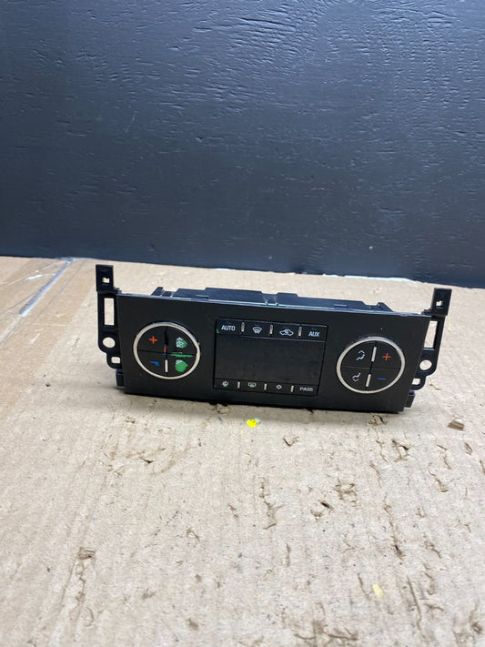2007-2011 GMC Yukon Tahoe Automatic Climate Temperature Temp Control AB5646 DG0