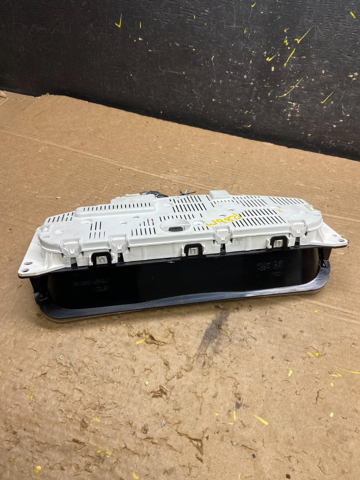 2007-2008 Nissan Pathfinder Xterra Cluster Speedometer Instrument OEM w9821 DG6