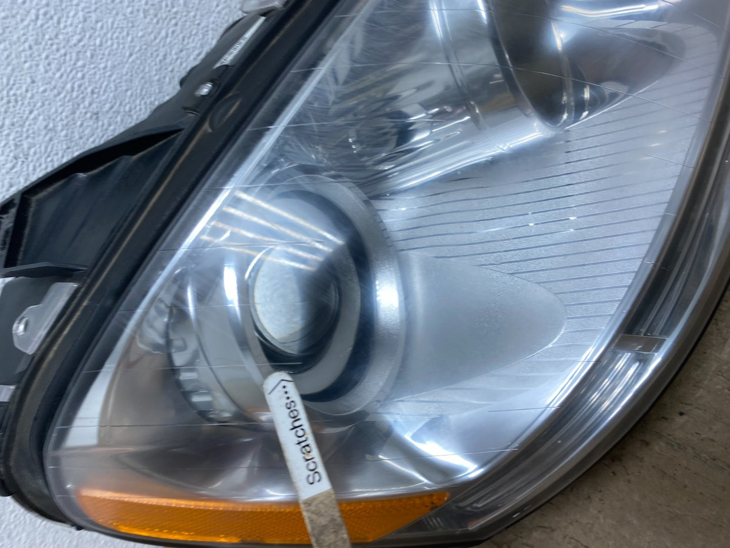 Halogen 2006-2009 Mercedes-Benz ML Class Right Passenger Headlight AC6005 DW3