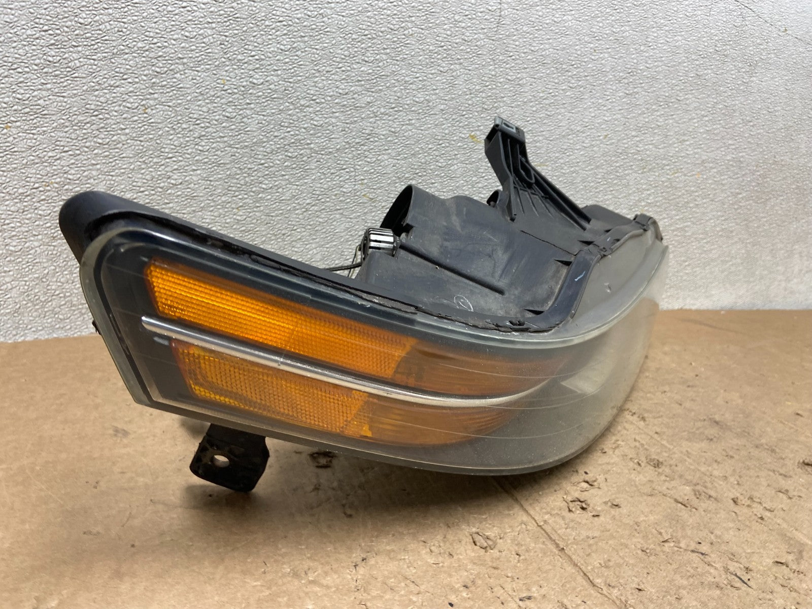 2007 to 2008 Acura TL Headlight Right Passenger Rh Side Xenon Hid AA5046 DW2