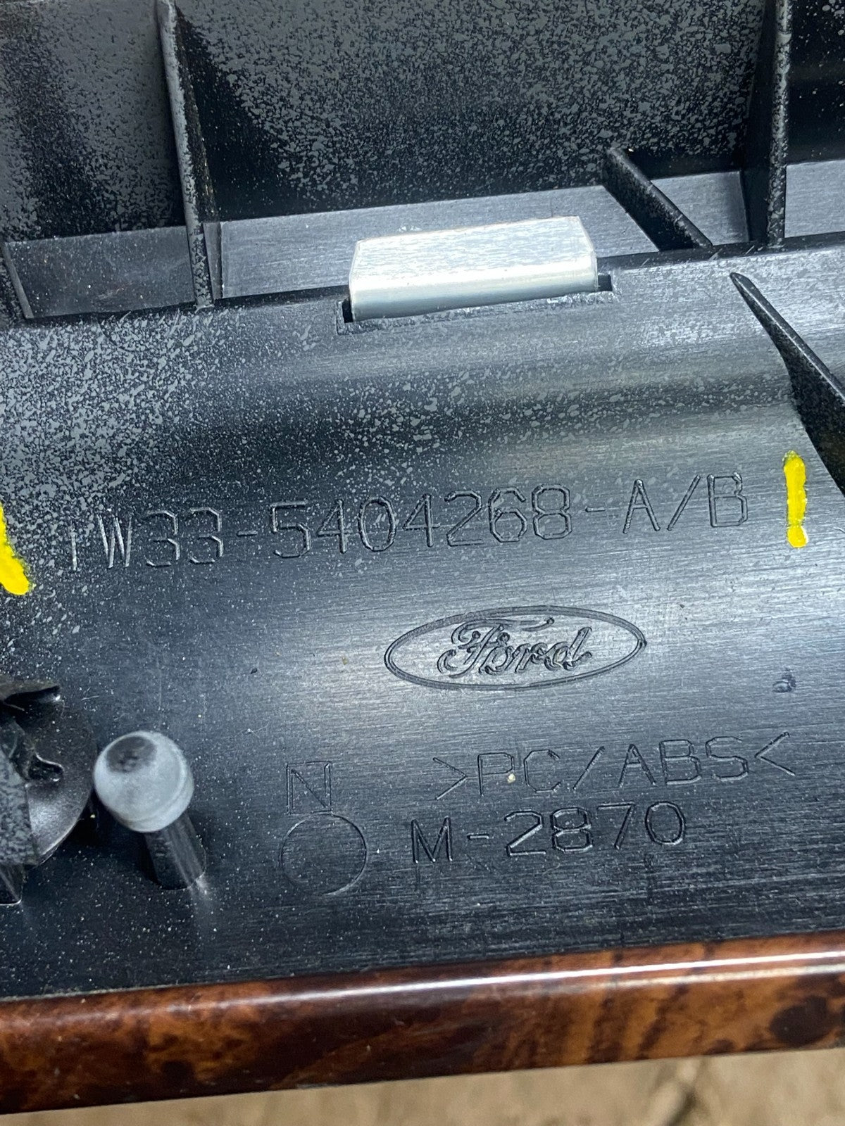 1998 - 2002 Mercury Grand Marquis Center Console Dash Panel Clock Bezel T8799 DG5