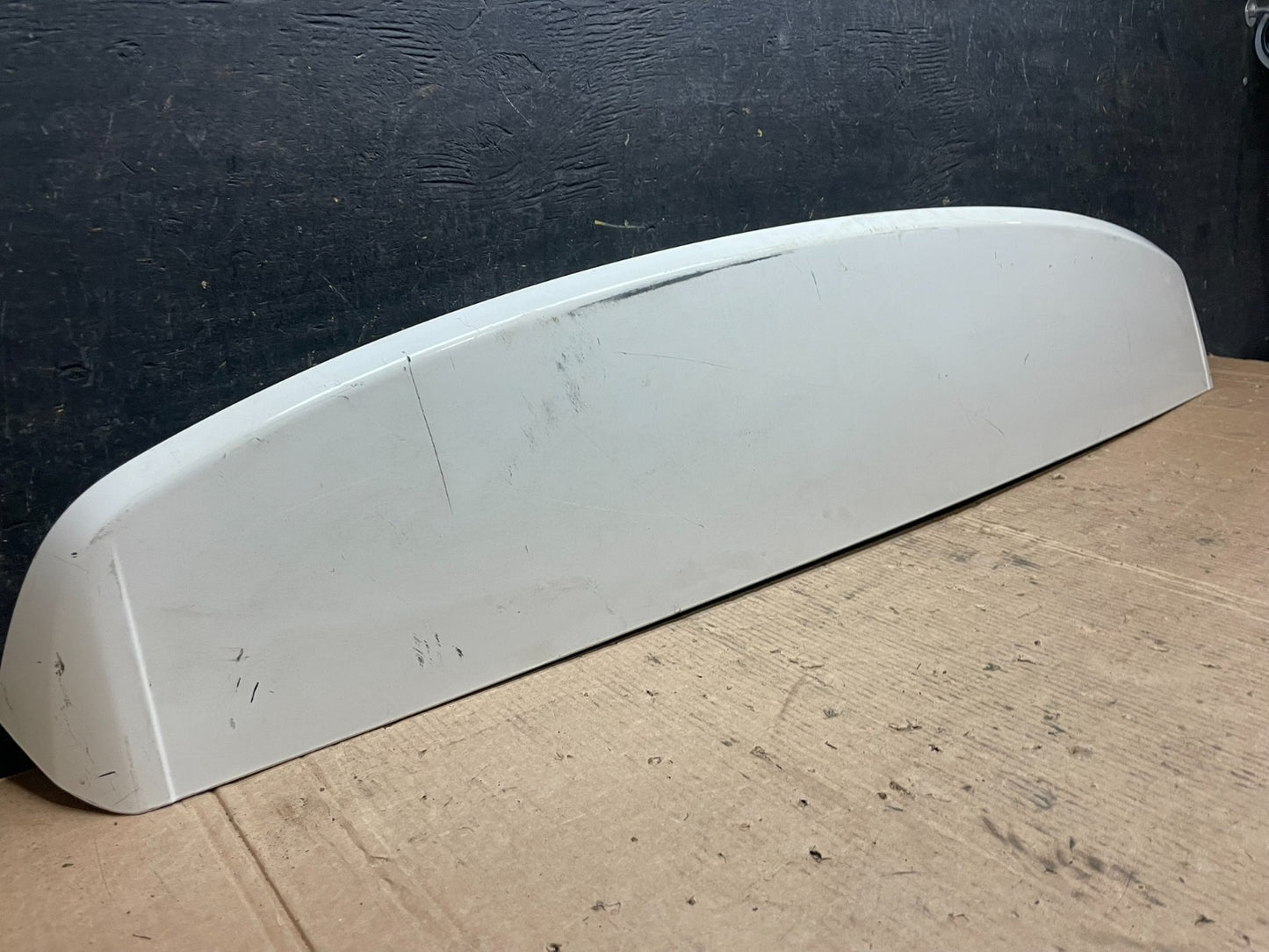 2009 to 2014 Volkswagen Routan Rear Spoiler OEM Z8096 DG1
