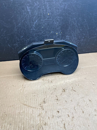 2015 Nissan Pathfinder Speedometer Cluster Gauge AC9047 DW0