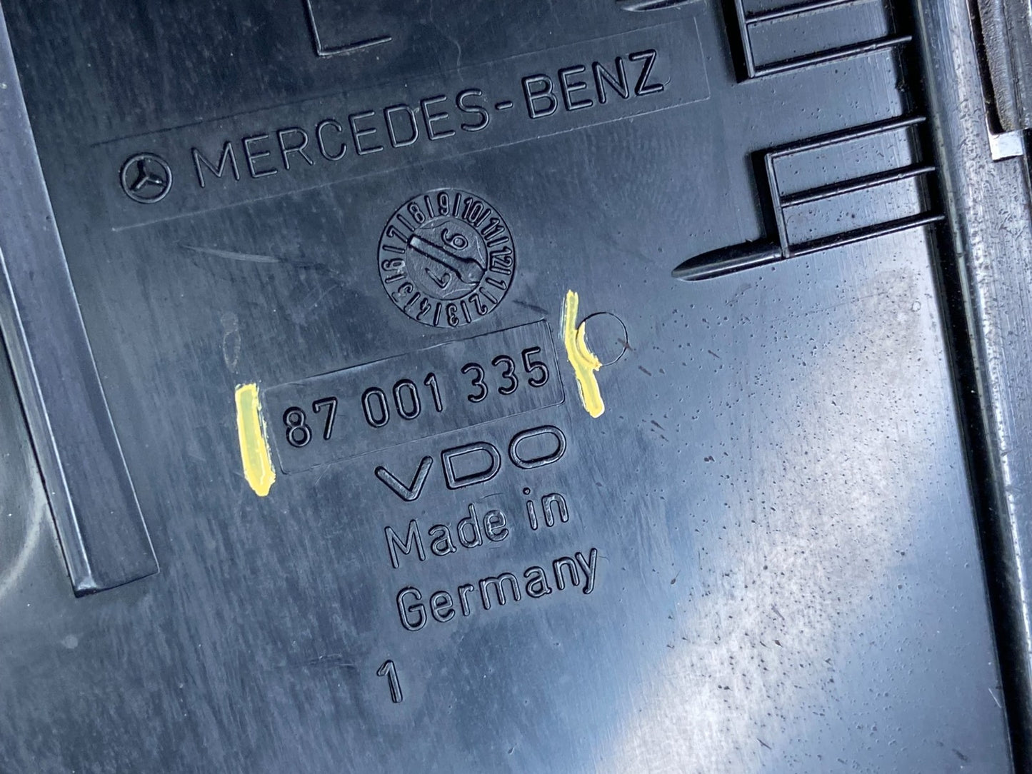 1997 - 2002 Mercedes S320 Instrument Cluster Speedometer Y2100  DG6
