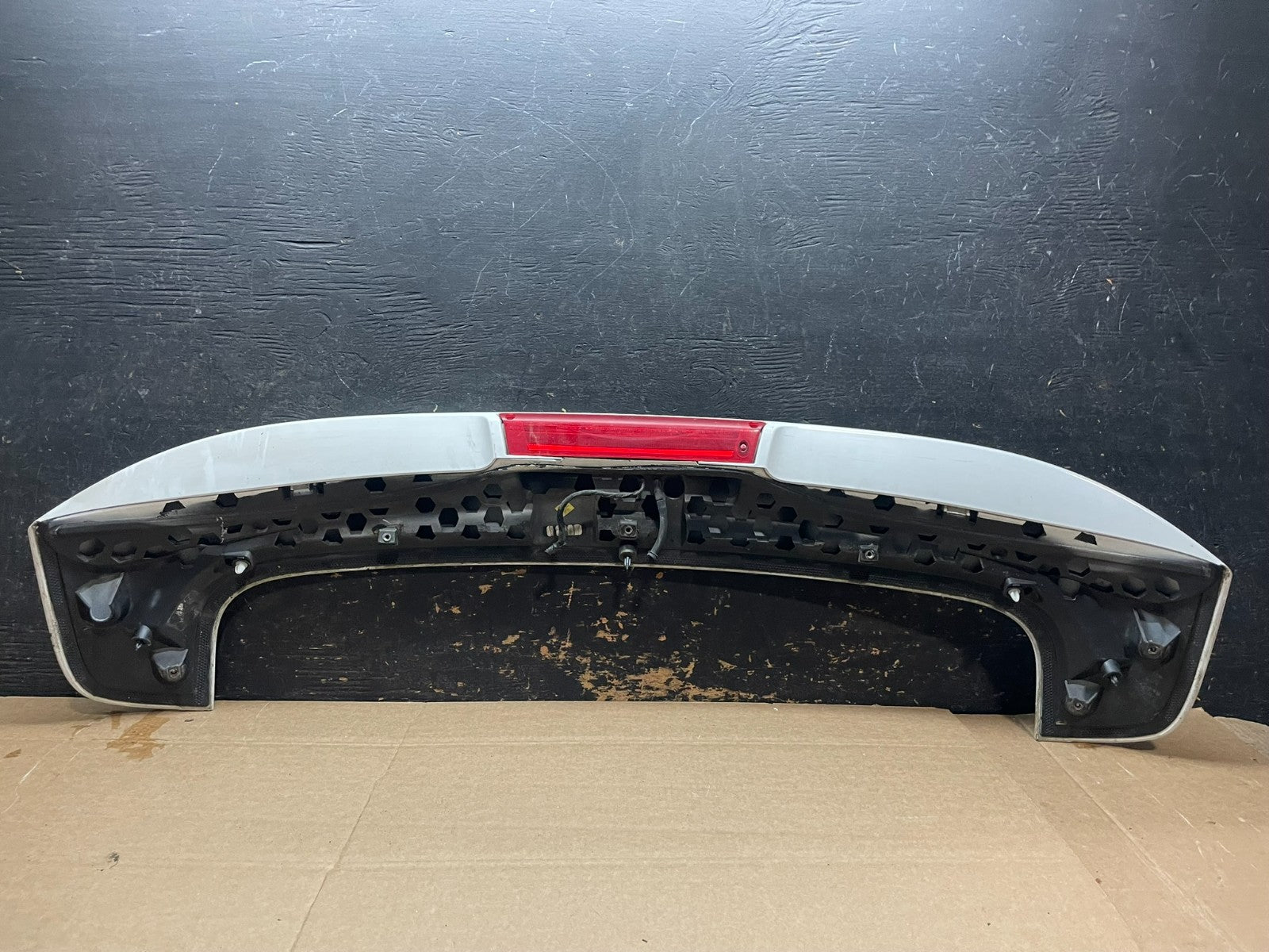 2012 to 2017 Ford Focus Trunk Lid Spoiler Wing Y9238 DG6