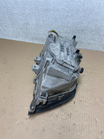 1994-1996 Mercedes C C230 W202 Front Left Driver LH Side Headlight R8164 DW5