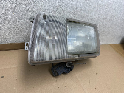1986 to 1991 Mercedes-benz W126 Left Driver Side Halogen Headlight U6554 DW2