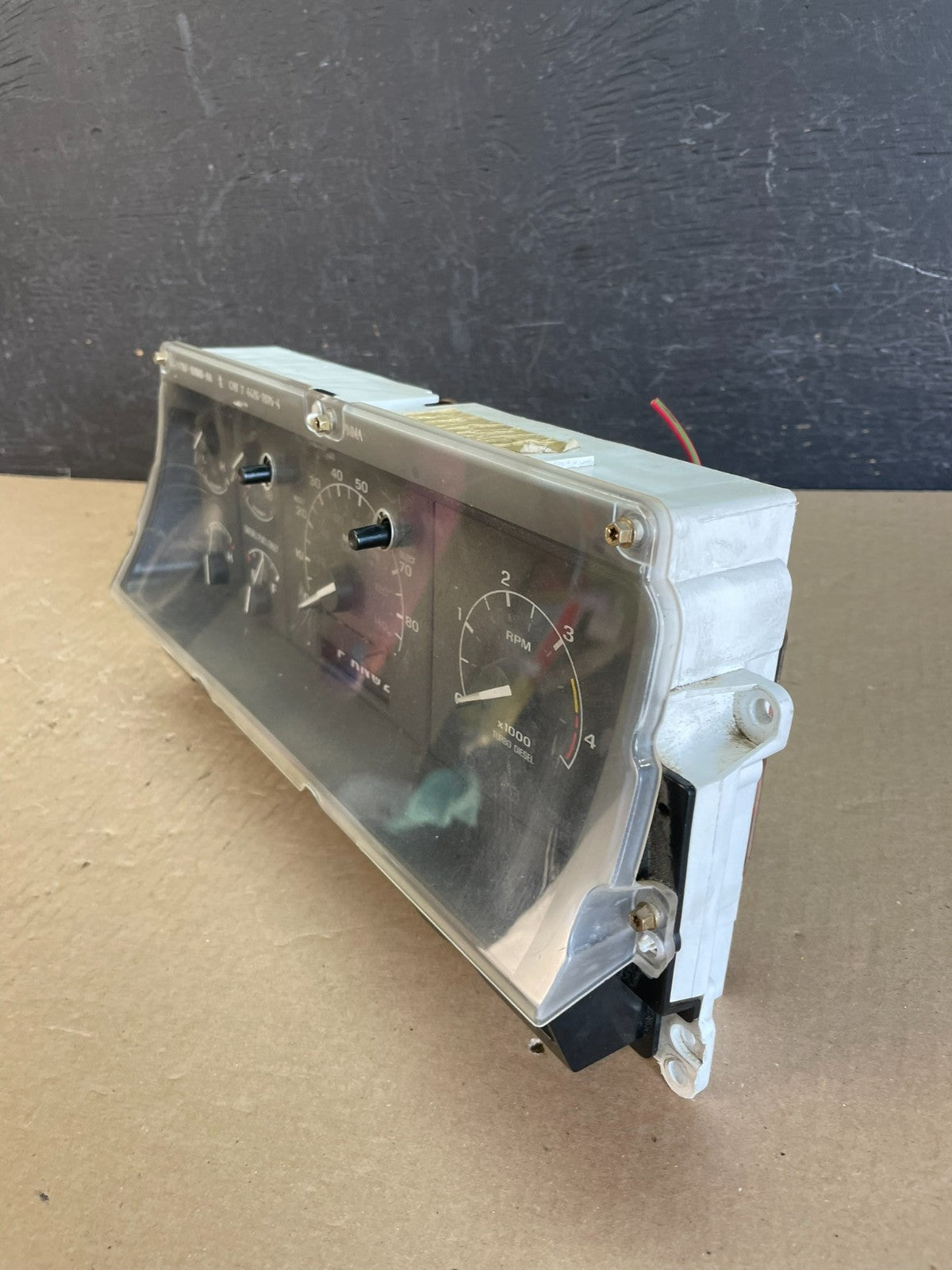 1992 to 1997 Ford F250 F350 Speedometer Cluster Gauge ae3308 DG2