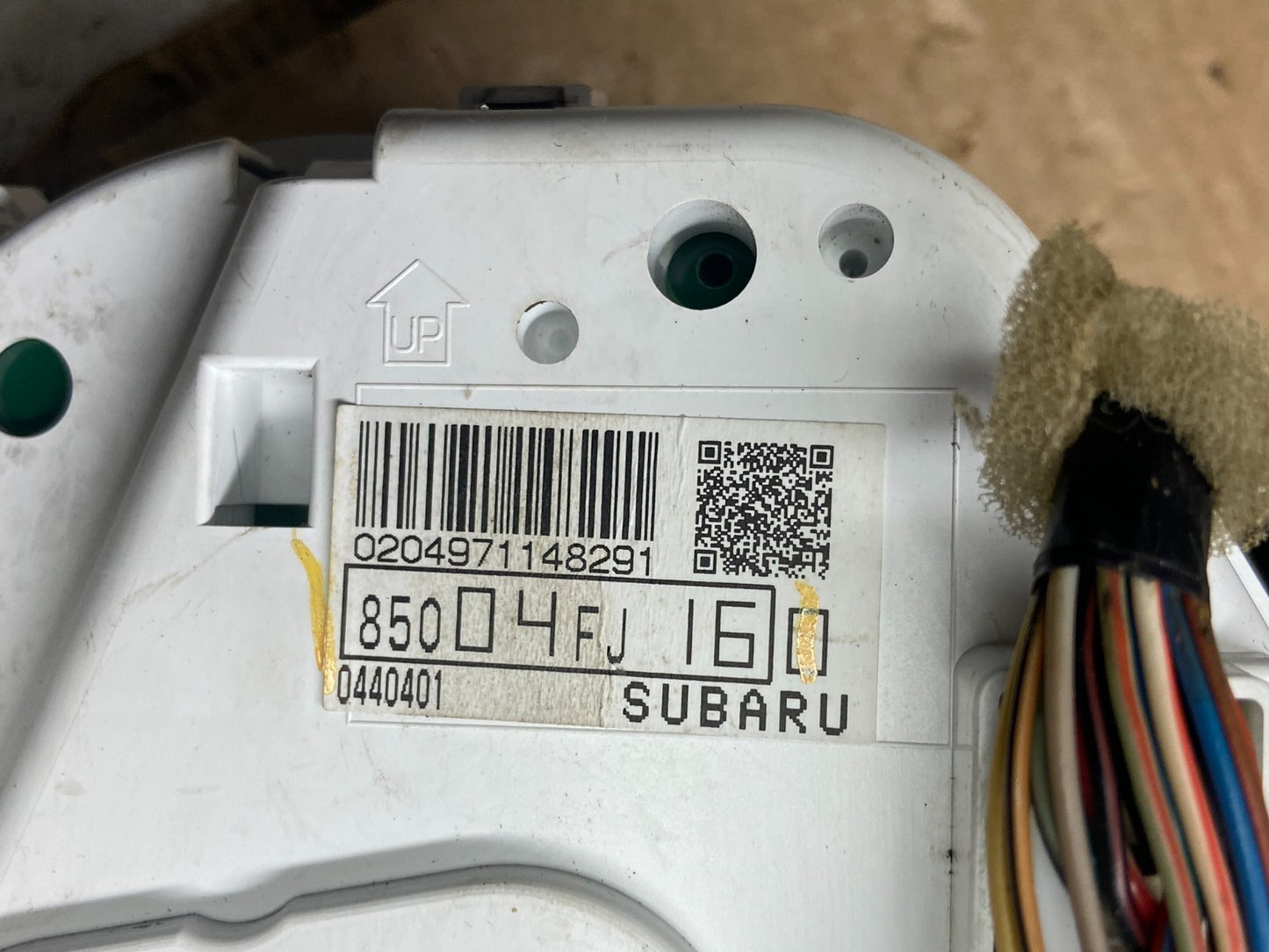 2014 to 2018 Subaru Forester Speedometer Gauge Cluster AB97687