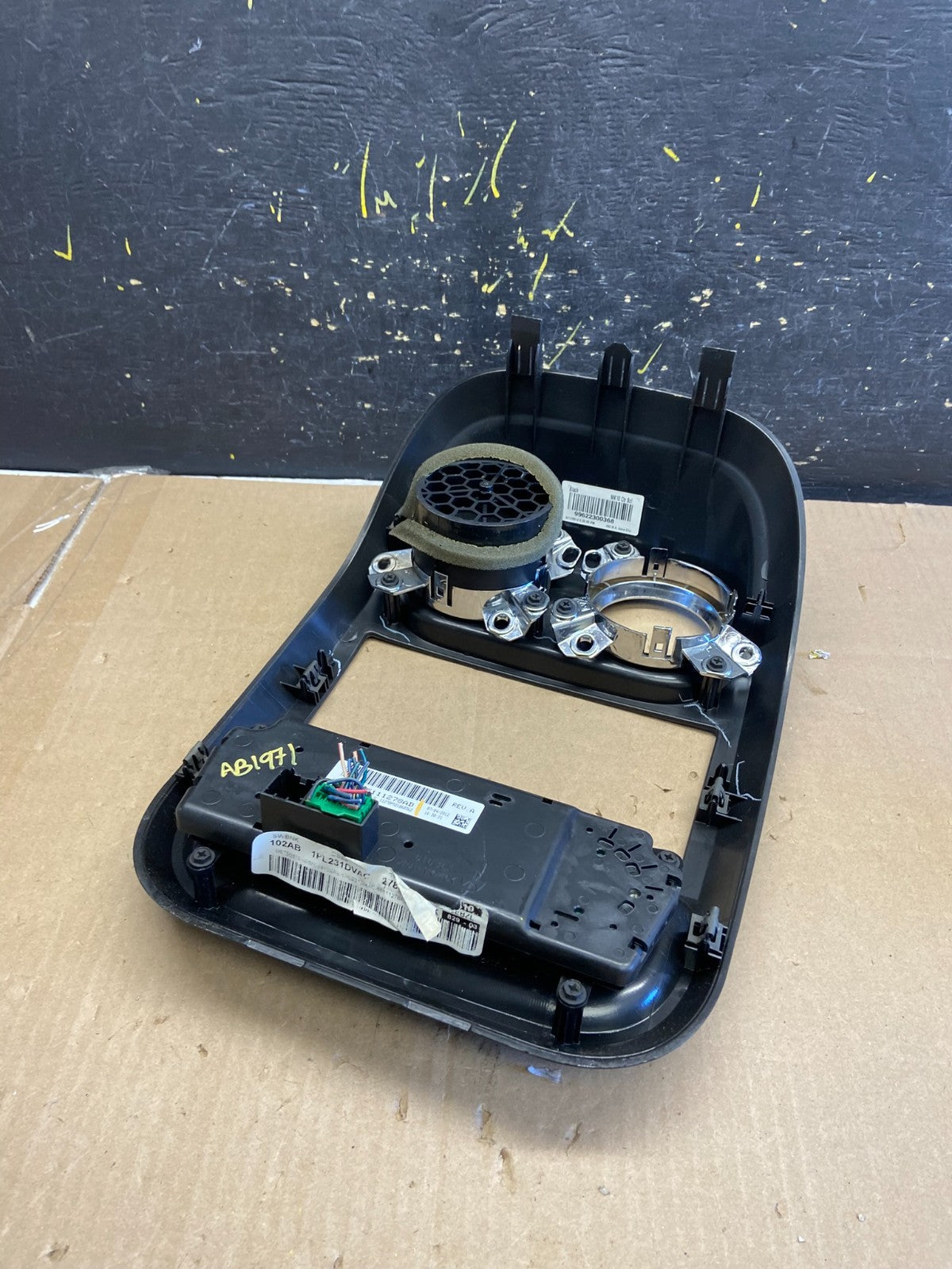 2011 to 2017 Jeep Compass Dash Climate Temperature Control Radio Bezel AB1971 DG4