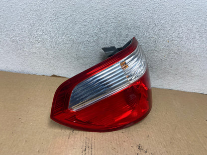 2005 2006 2007 Honda Odyssey Left Driver LH Side Tail Light AG2103 LK2