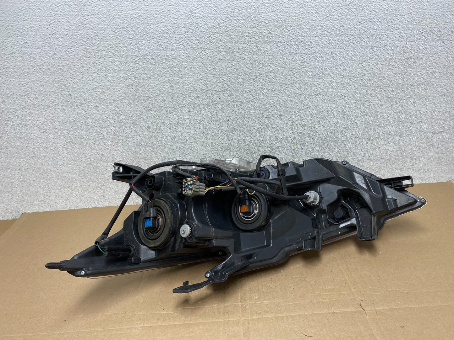 2016 2017 2018 Nissan Maxima Right Passenger Headlight Halogen DEPO AE4906 DW9
